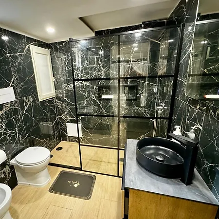 Апартаменты Fl Black Diamond *